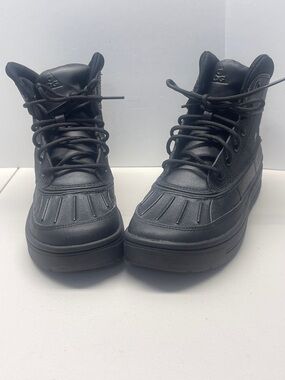 Nike ACG Woodside Boots Youth Size 4Y Black